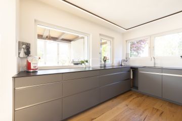 Vorschaubild von Archivbildern aus der Produktekategorie Küchen